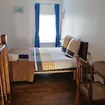 Les Hirondelles Bleues Bed & Breakfast 3*