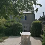 Bed & Breakfast Les Hirondelles Bleues 3*