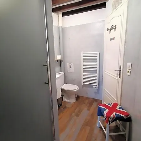 Les Hirondelles Bleues Nocleg ze śniadaniem 3*