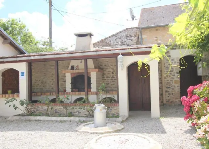 Les Hirondelles Bleues 3*